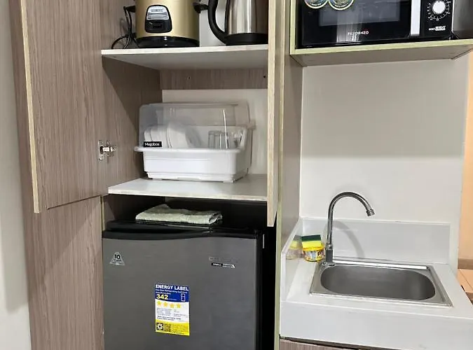 Shanilyn Residency Urban Deca Towers Edsa Mandaluyong,unlimited Internet And Netflix Manila